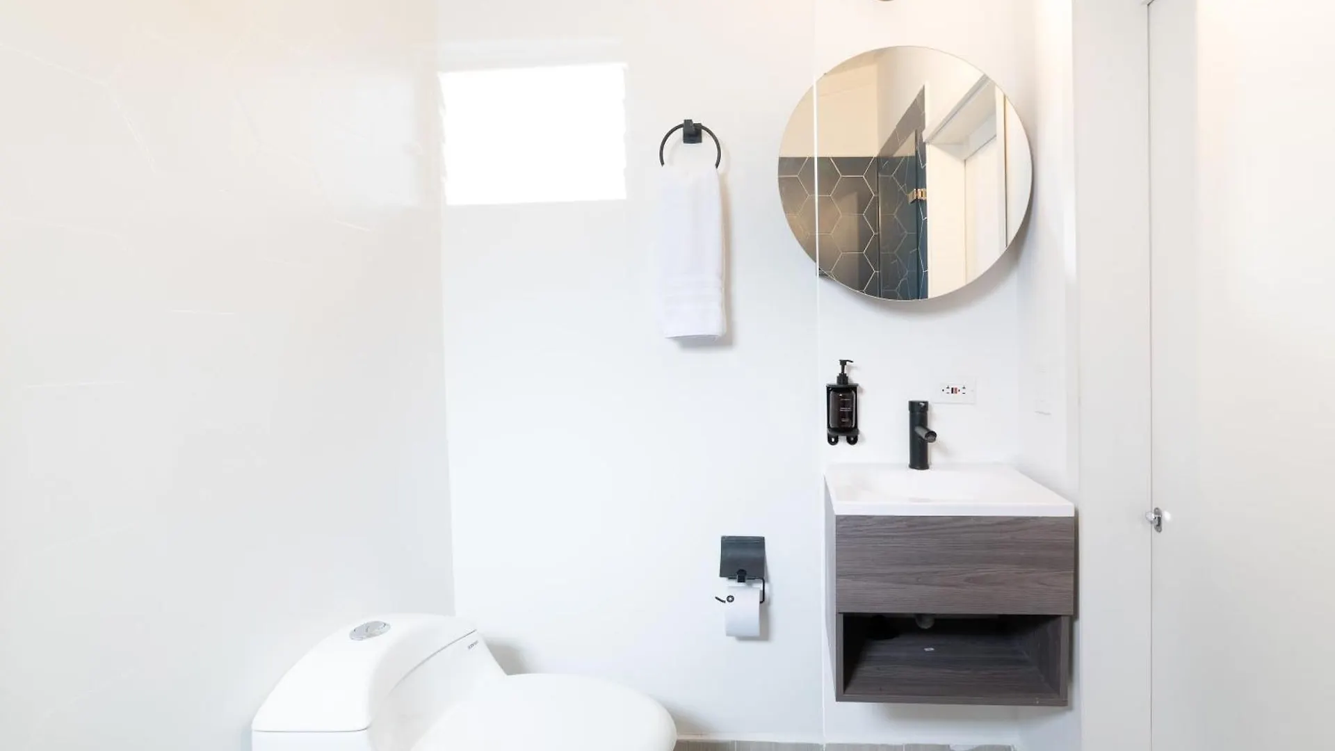 Angelis By Wynwood House Apartment Medellin Colombia