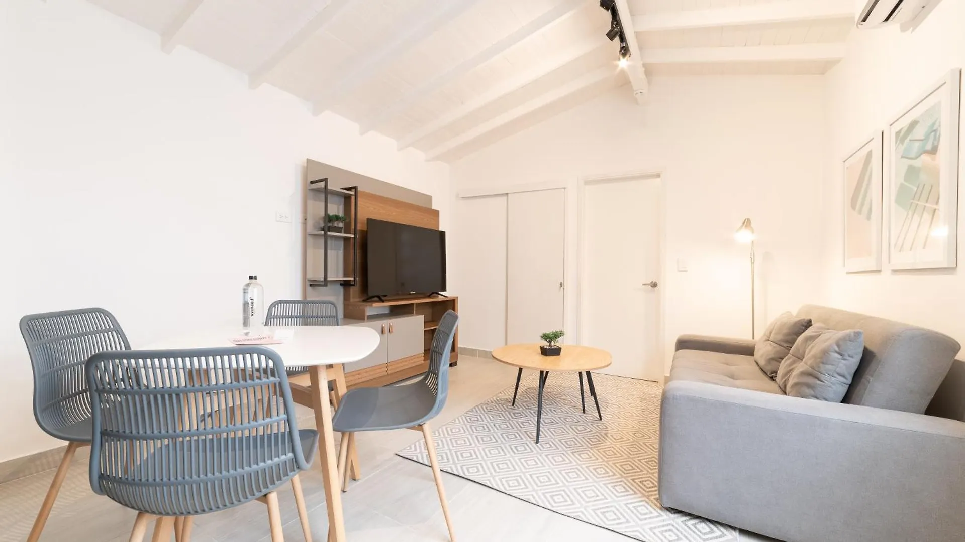 Angelis By Wynwood House Apartment Medellin Colombia